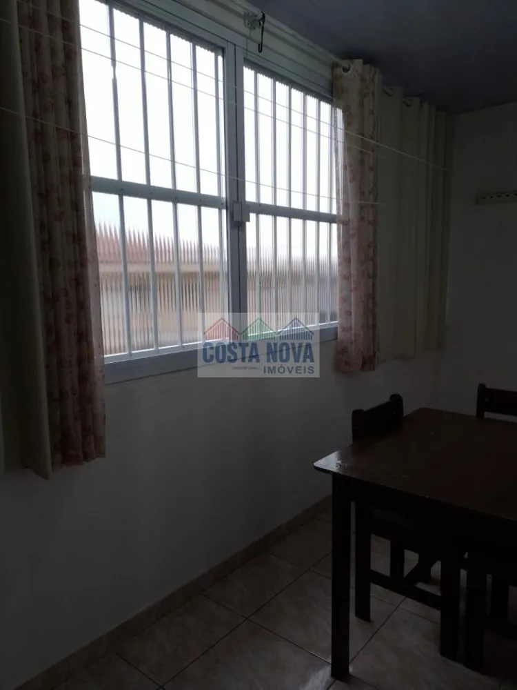 Casa, 3 quartos, 200 m² - Foto 3