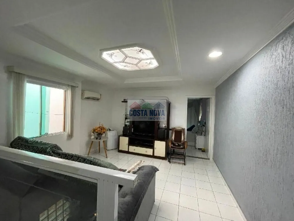 Casa, 3 quartos, 208 m² - Foto 8