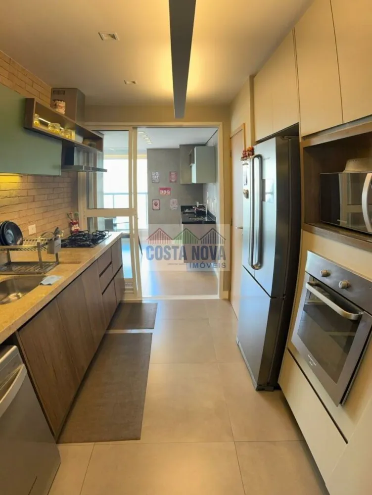 Apartamento, 3 quartos, 129 m² - Foto 2