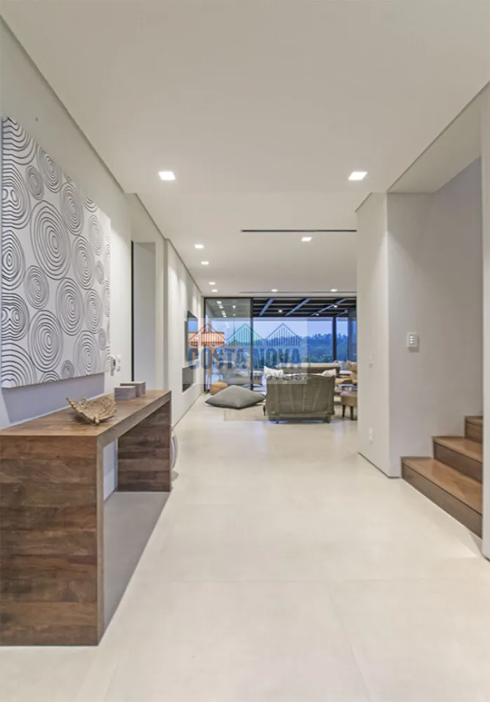 Casa, 4 quartos, 582 m² - Foto 1