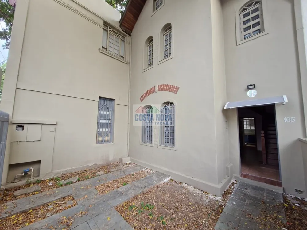 Casa, 4 quartos, 175 m² - Foto 1