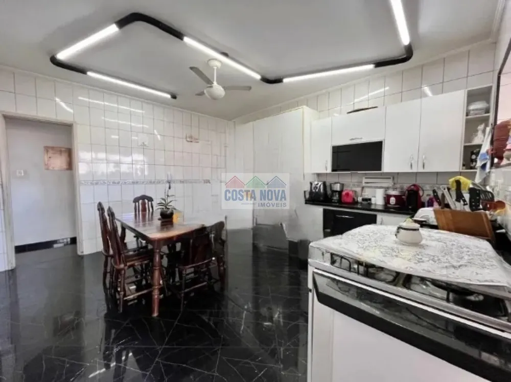 Apartamento, 3 quartos, 132 m² - Foto 1