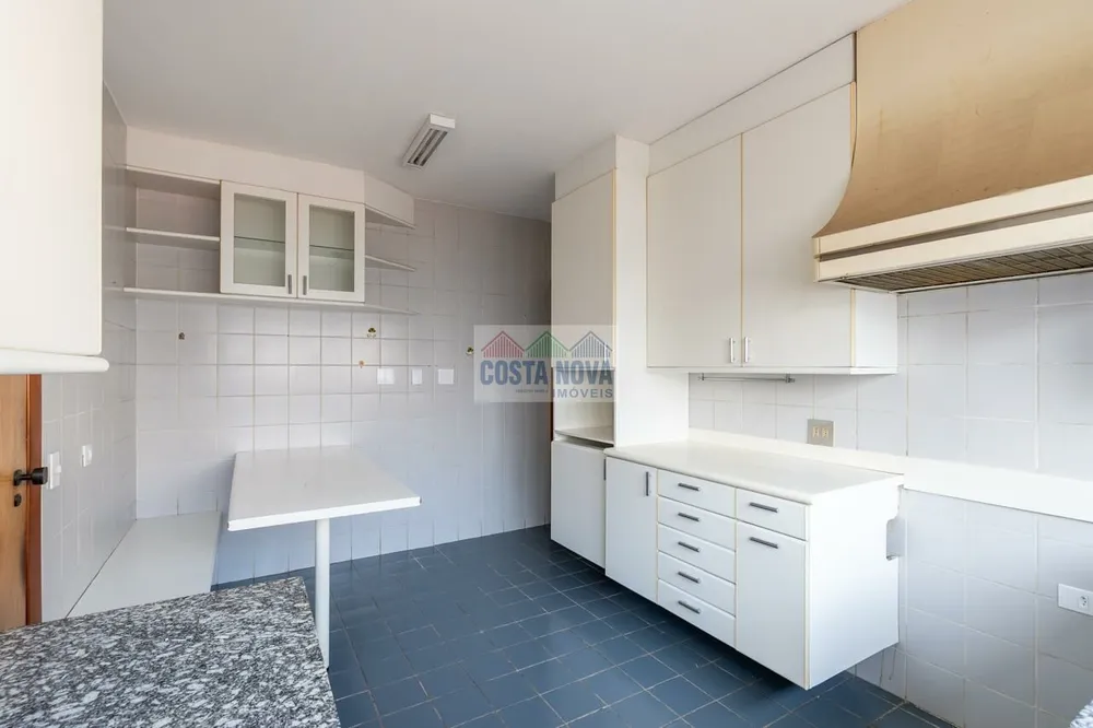 Apartamento, 3 quartos, 189 m² - Foto 2