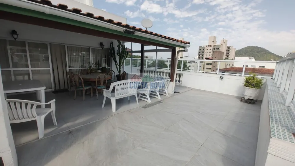 Apartamento, 3 quartos, 230 m² - Foto 2