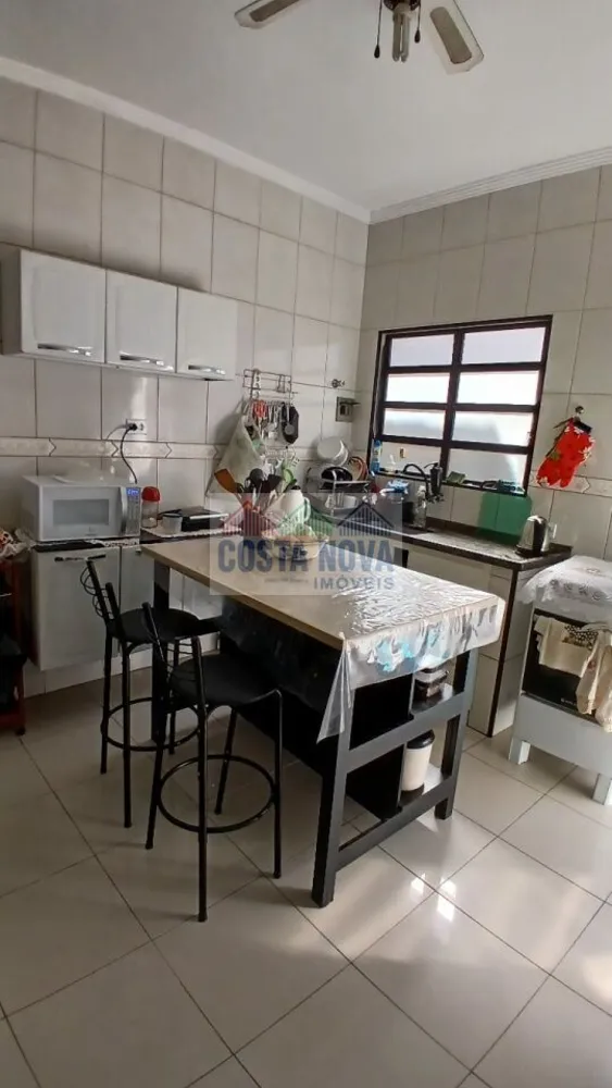 Casa, 4 quartos, 126 m² - Foto 1