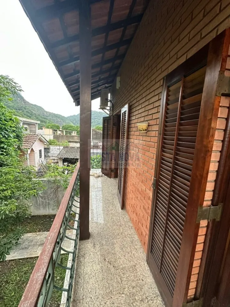 Casa, 5 quartos, 300 m² - Foto 2