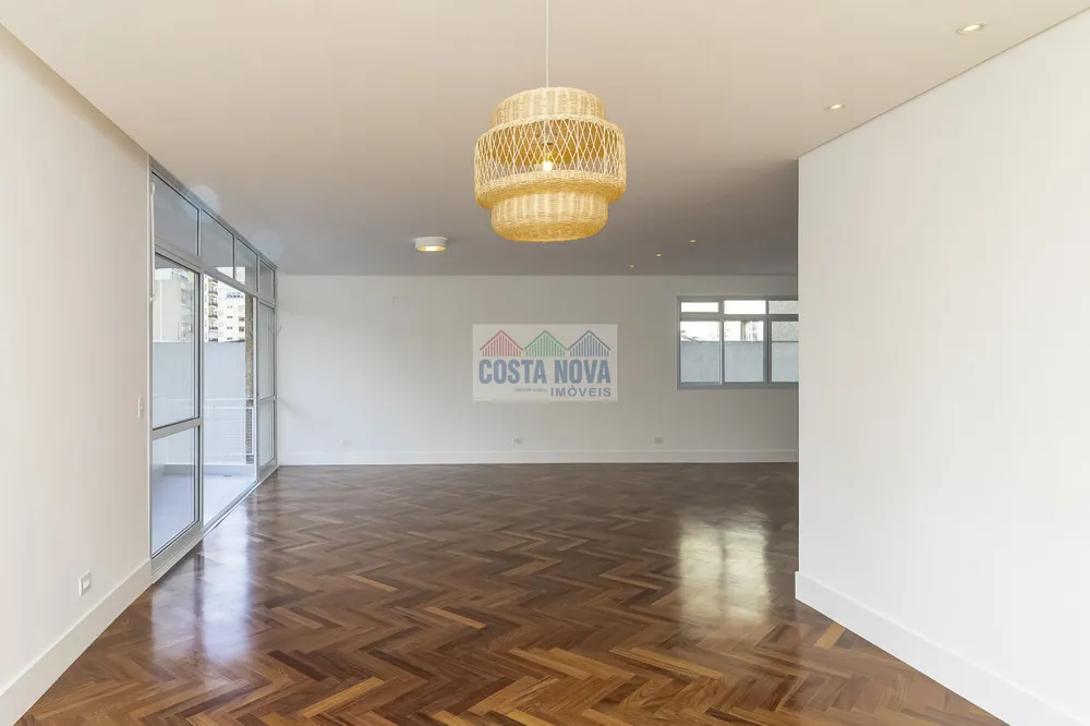 Apartamento, 3 quartos, 233 m² - Foto 1
