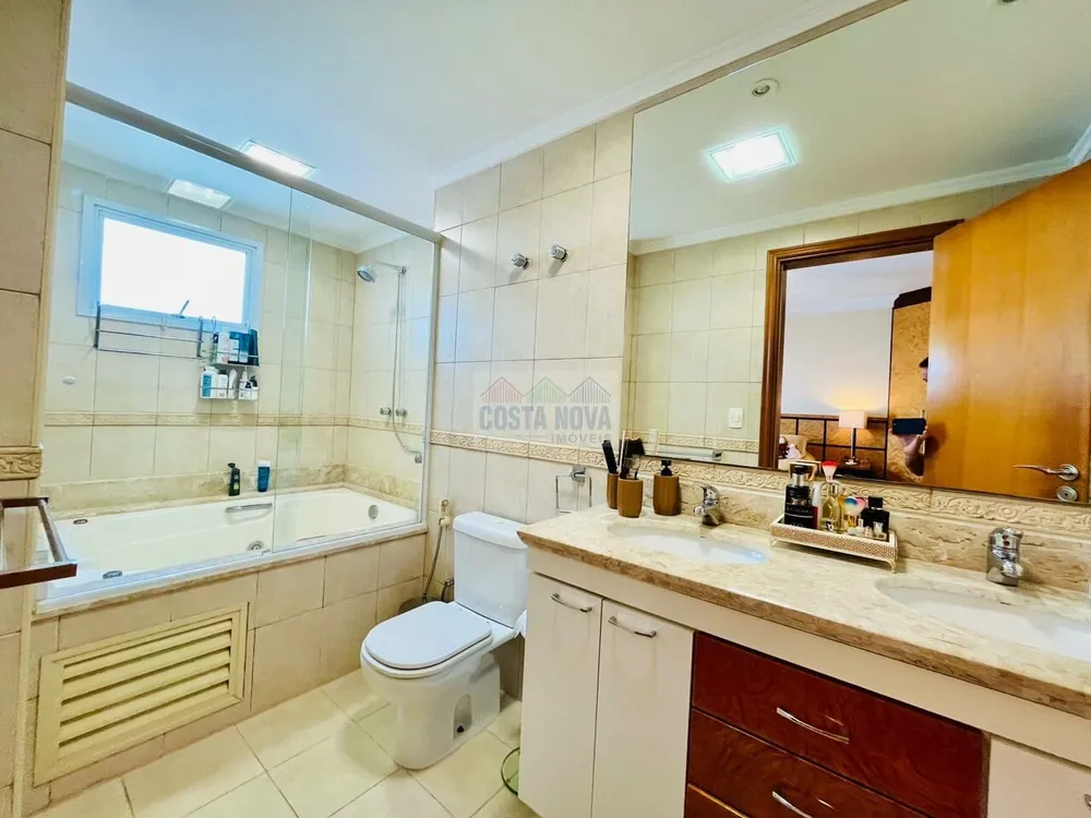 Apartamento, 3 quartos, 199 m² - Foto 1