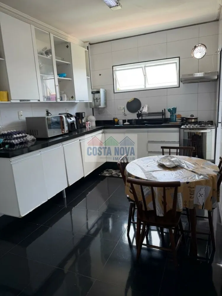 Apartamento, 3 quartos, 136 m² - Foto 2