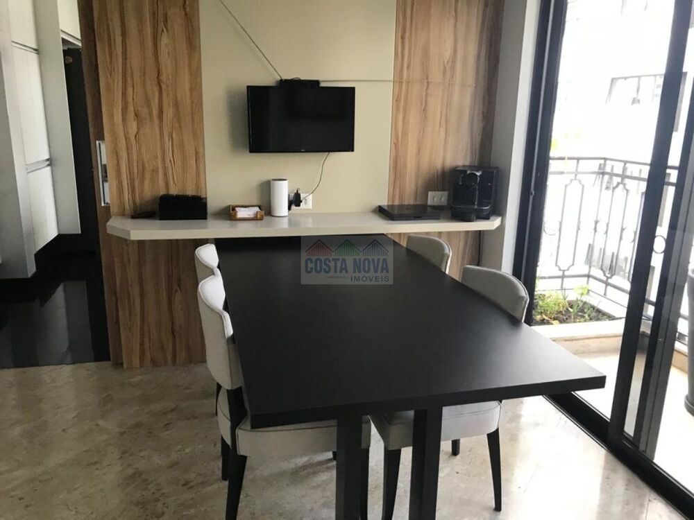 Apartamento, 3 quartos, 300 m² - Foto 1