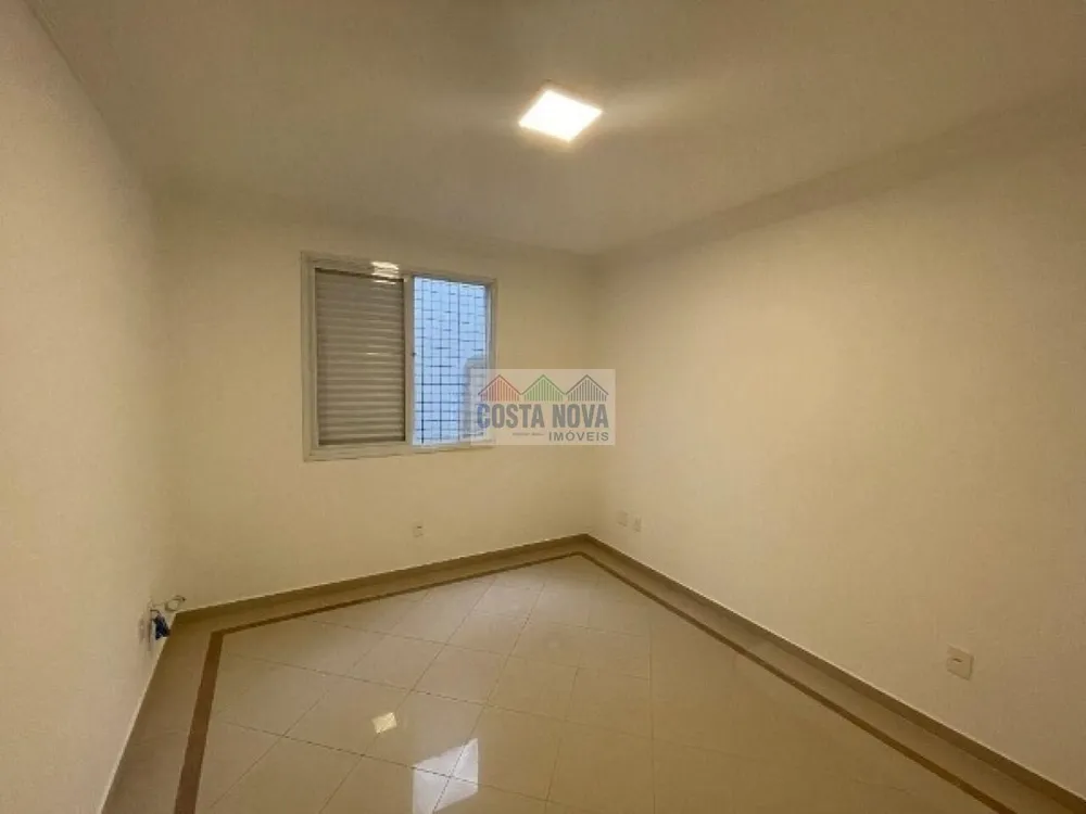 Casa, 4 quartos, 192 m² - Foto 9