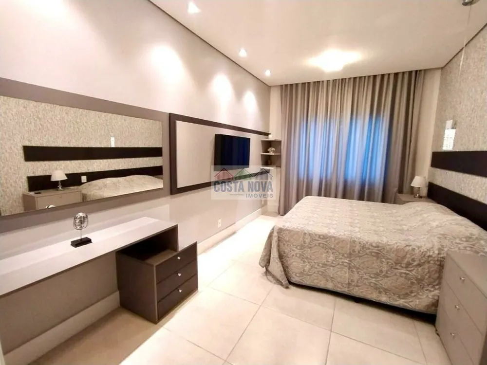 Apartamento, 4 quartos, 233 m² - Foto 2