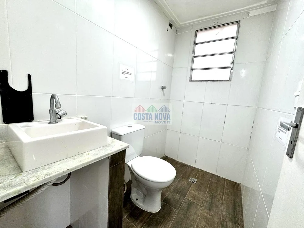 Casa, 3 quartos, 240 m² - Foto 2