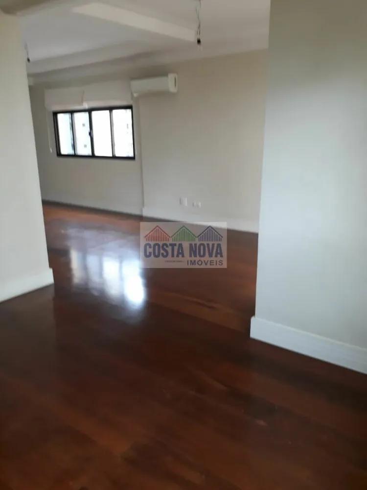 Apartamento, 3 quartos, 211 m² - Foto 2