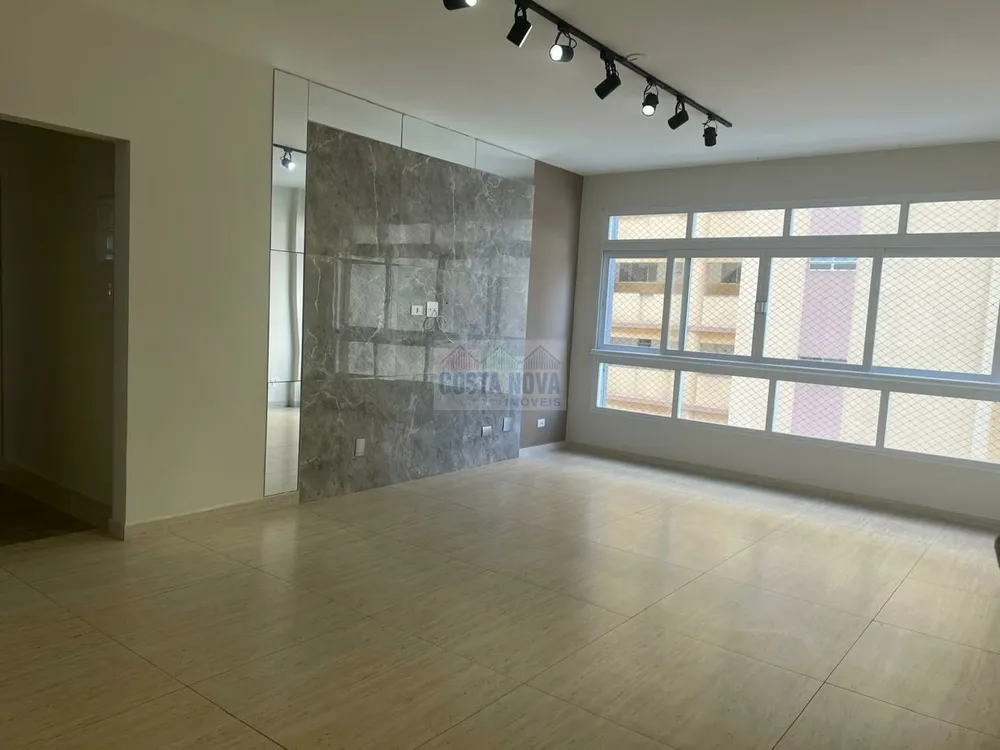 Apartamento, 3 quartos, 140 m² - Foto 2