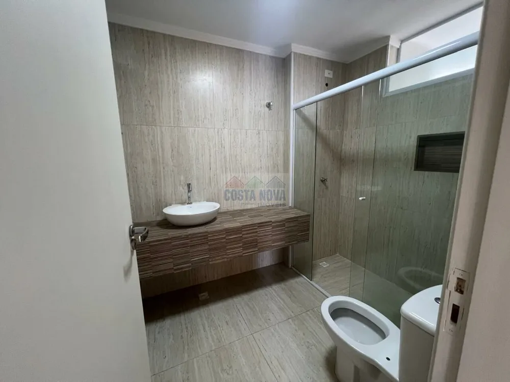 Apartamento, 3 quartos, 140 m² - Foto 1