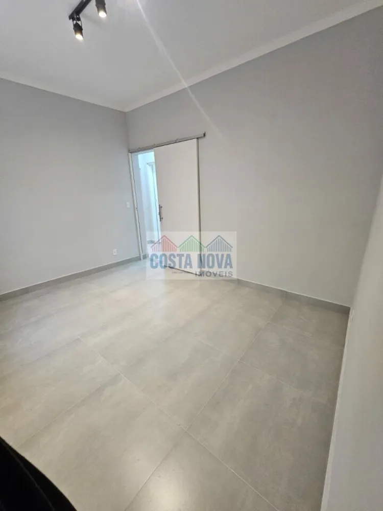 Casa, 3 quartos, 192 m² - Foto 3