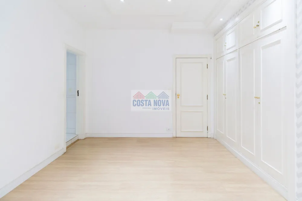 Apartamento, 3 quartos, 233 m² - Foto 2