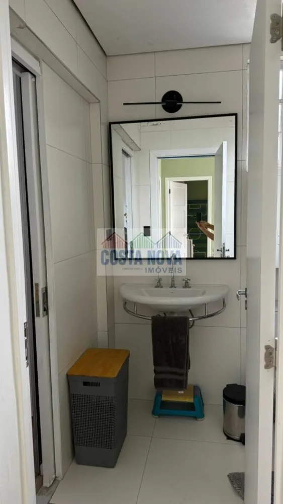 Casa, 4 quartos, 180 m² - Foto 1