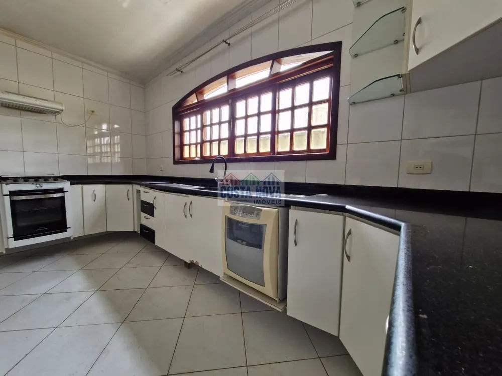 Casa, 3 quartos, 380 m² - Foto 2