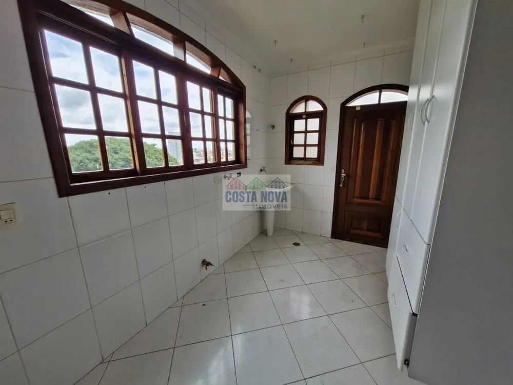 Casa, 3 quartos, 380 m² - Foto 1