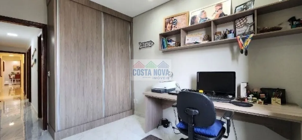Casa, 6 quartos, 279 m² - Foto 1