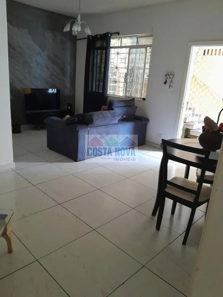 Casa, 3 quartos, 230 m² - Foto 2