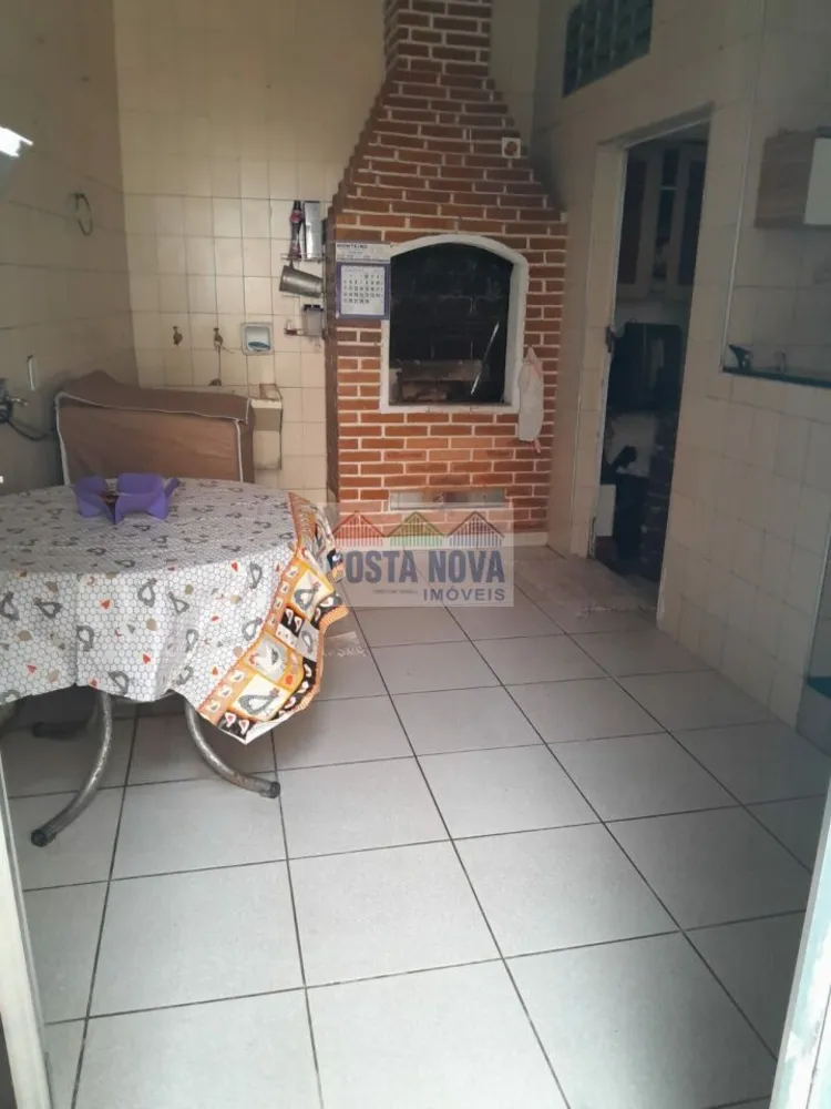Casa, 3 quartos, 230 m² - Foto 13