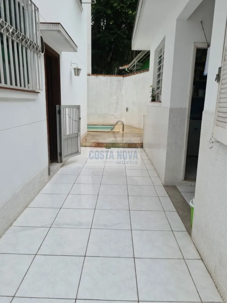 Casa, 4 quartos, 282 m² - Foto 2