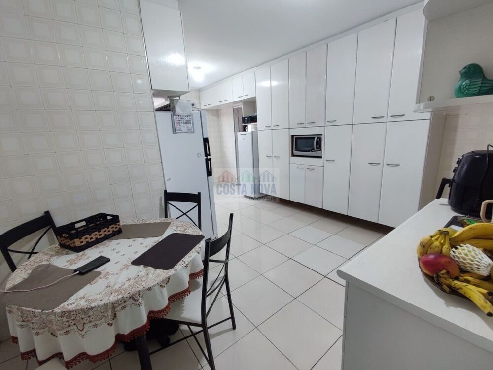 Apartamento à venda com 2 quartos, 176m² - Foto 4