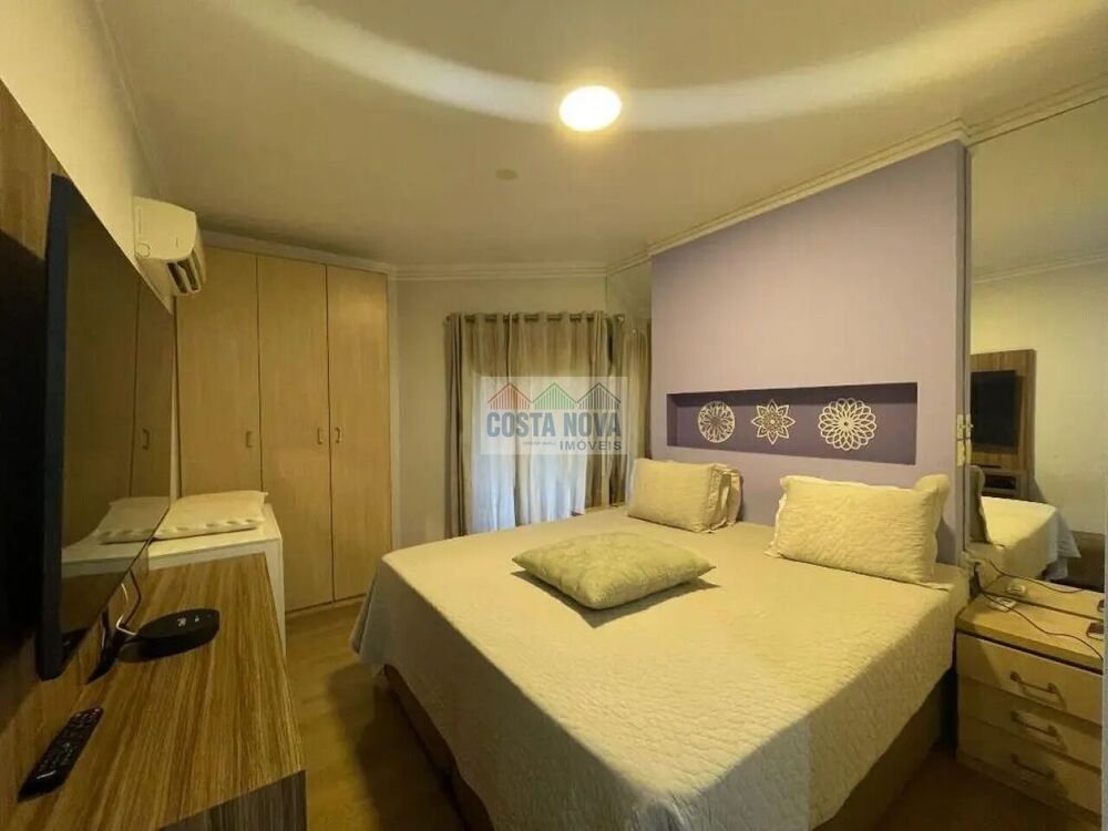 Apartamento, 3 quartos, 160 m² - Foto 1