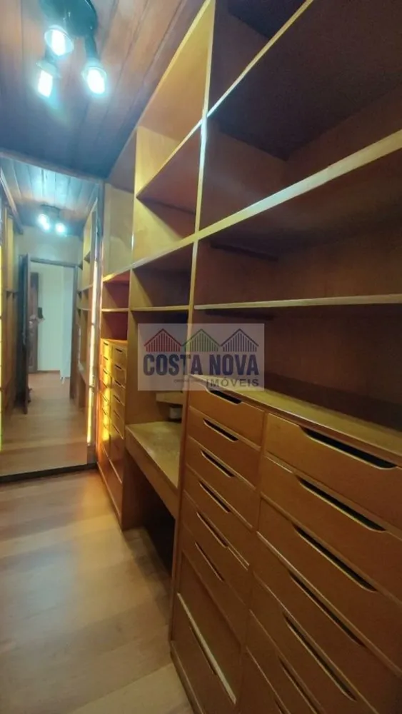 Casa, 3 quartos, 260 m² - Foto 1