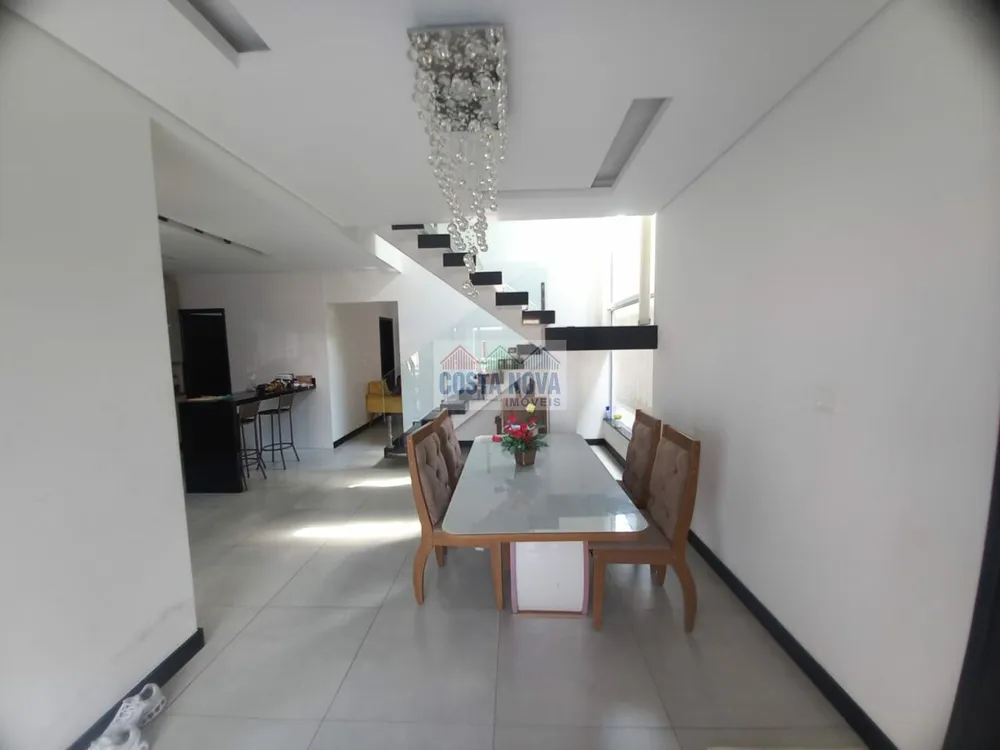 Casa, 3 quartos, 300 m² - Foto 9