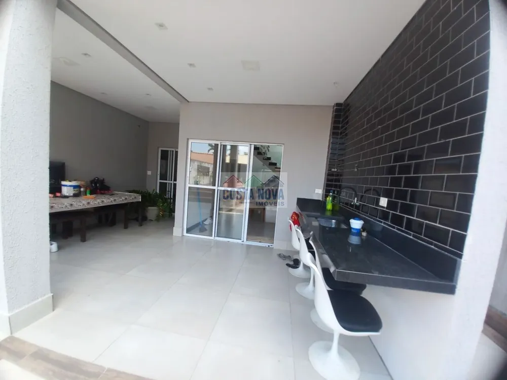 Casa, 3 quartos, 300 m² - Foto 2