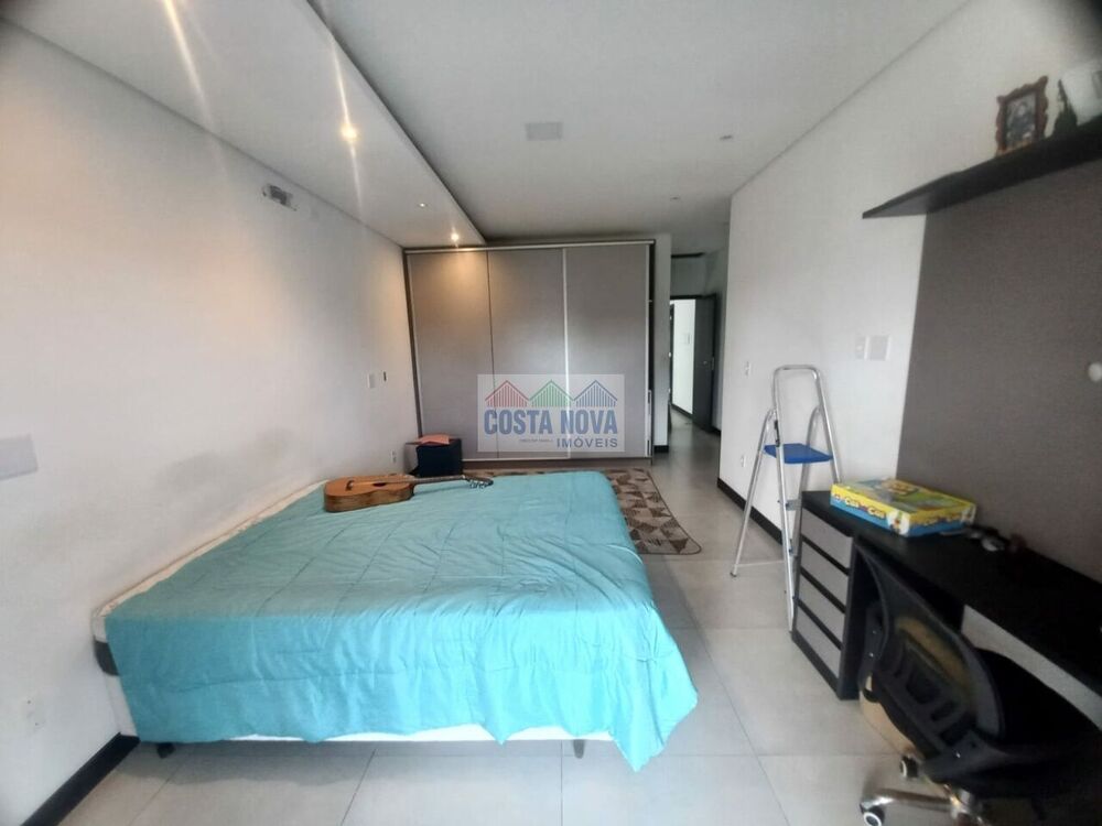 Casa, 3 quartos, 300 m² - Foto 2