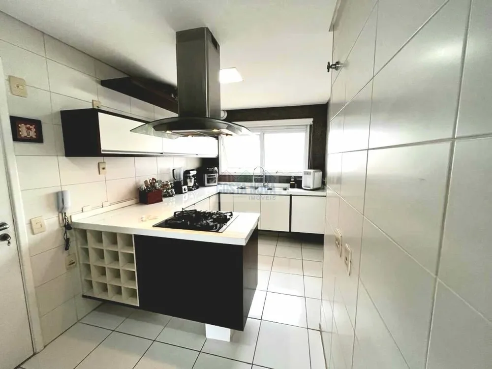 Apartamento, 3 quartos, 189 m² - Foto 13