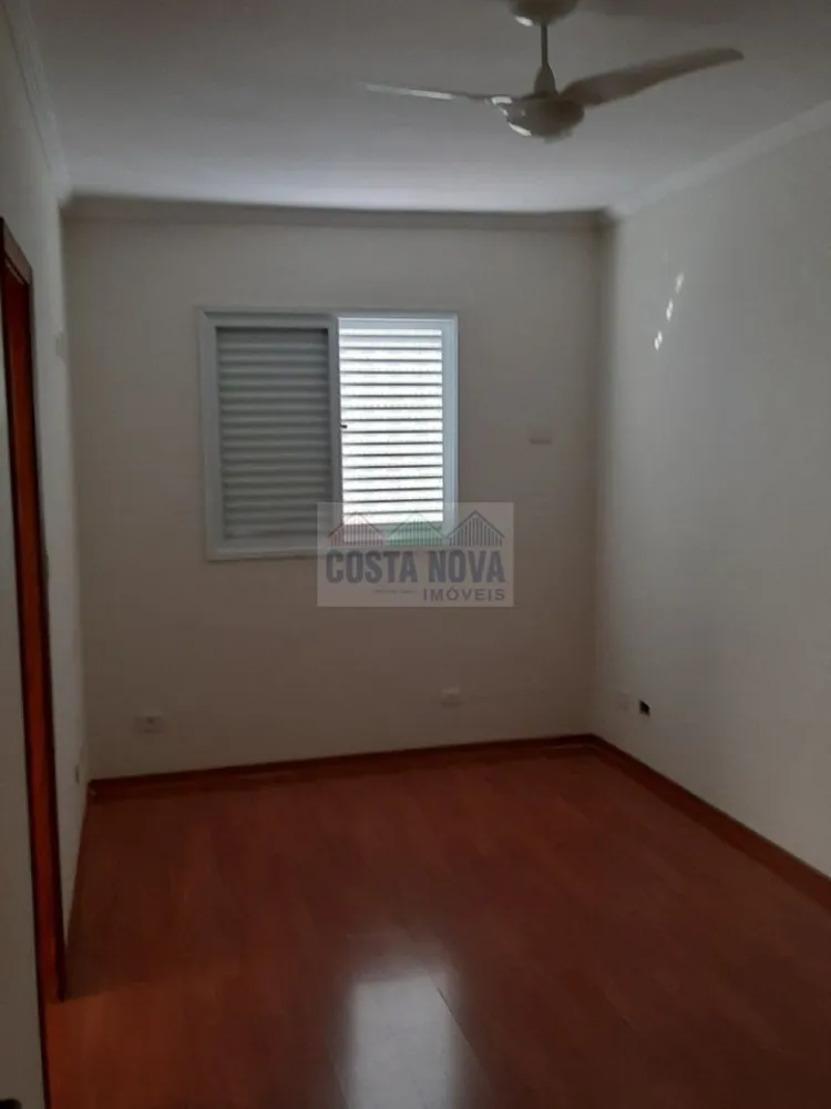 Casa, 3 quartos, 210 m² - Foto 8