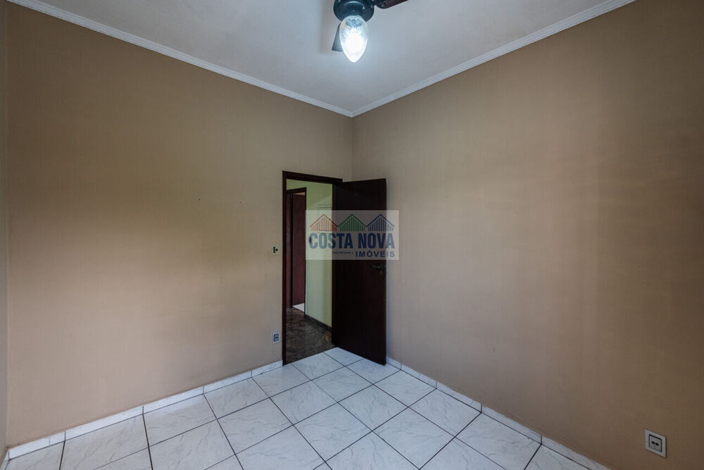 Casa para alugar com 3 quartos, 177m² - Foto 4