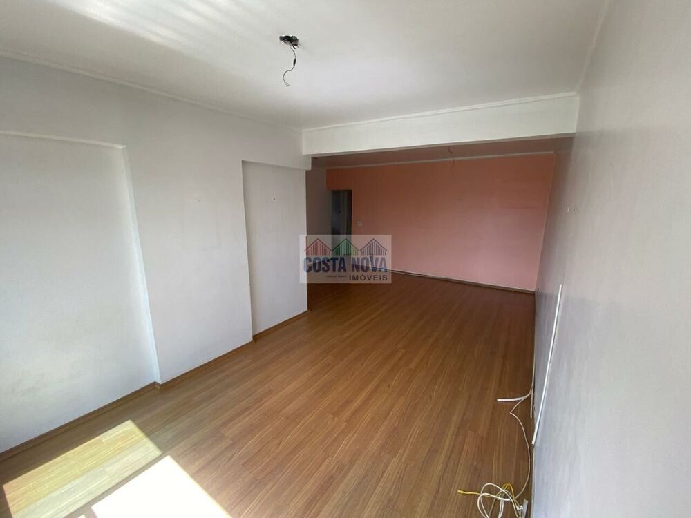 Apartamento à venda com 3 quartos, 107m² - Foto 5
