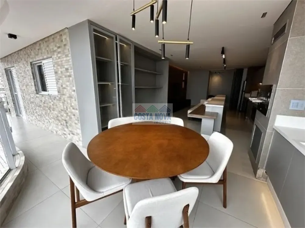 Apartamento, 4 quartos, 218 m² - Foto 2