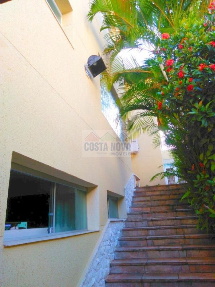 Casa à venda e aluguel com 4 quartos, 415m² - Foto 2