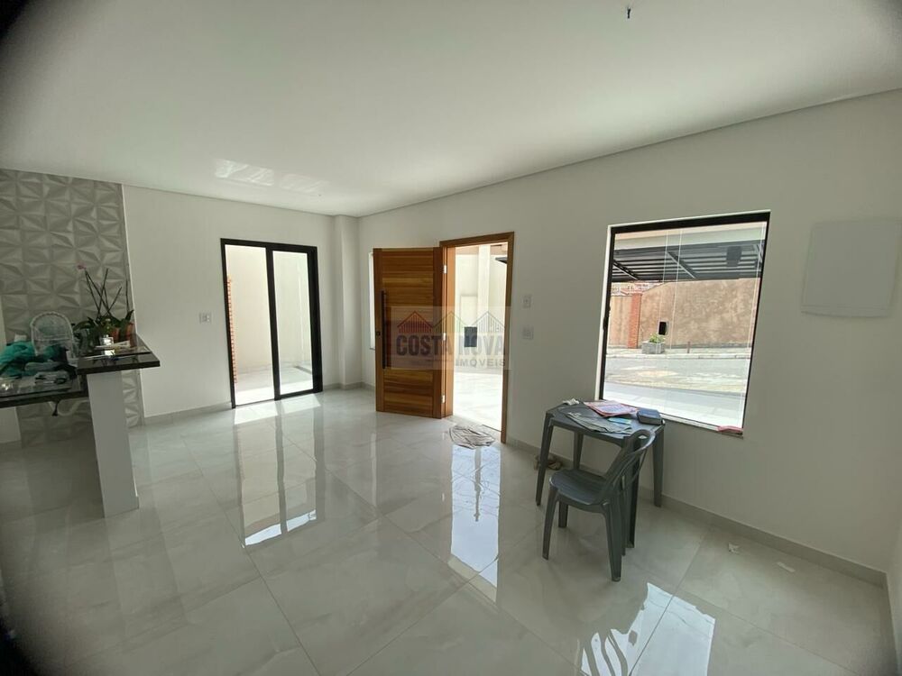 Casa à venda com 3 quartos, 110m² - Foto 5