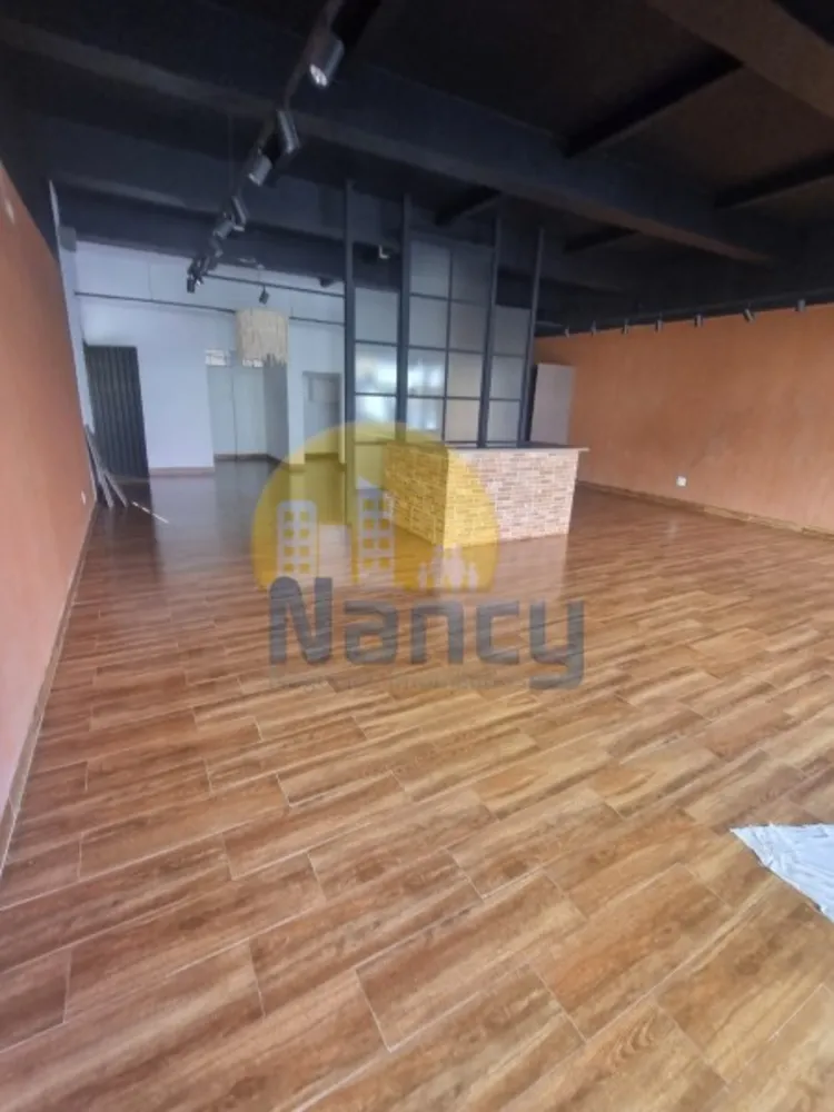 Prédio Inteiro, 200 m² - Foto 1