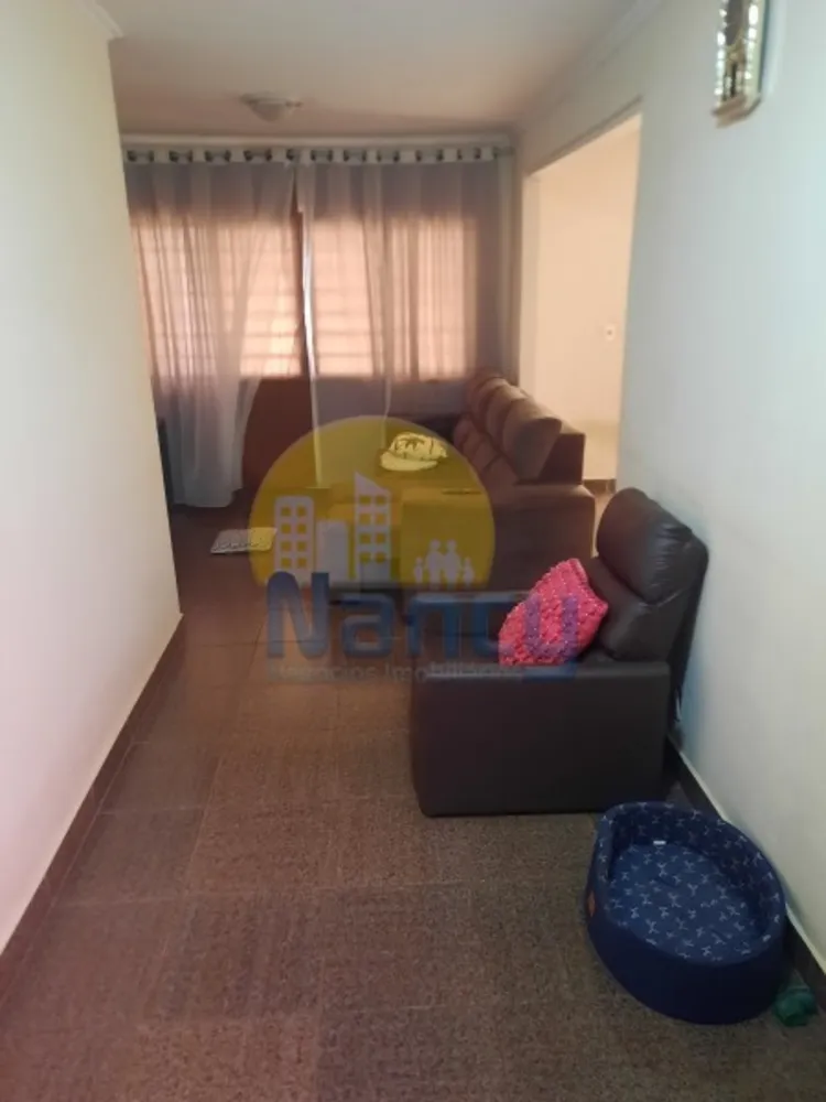 Casa, 4 quartos, 166 m² - Foto 1