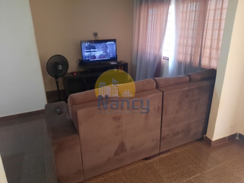 Casa, 4 quartos, 166 m² - Foto 1