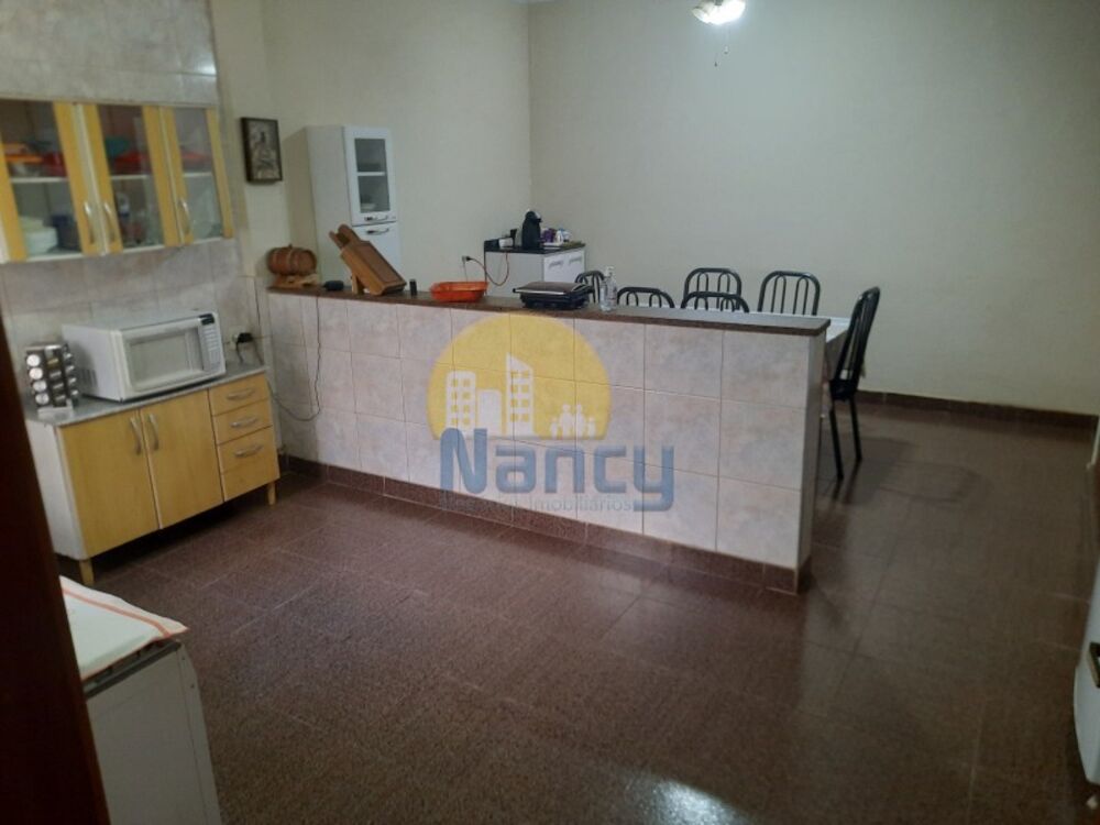 Casa, 4 quartos, 166 m² - Foto 2