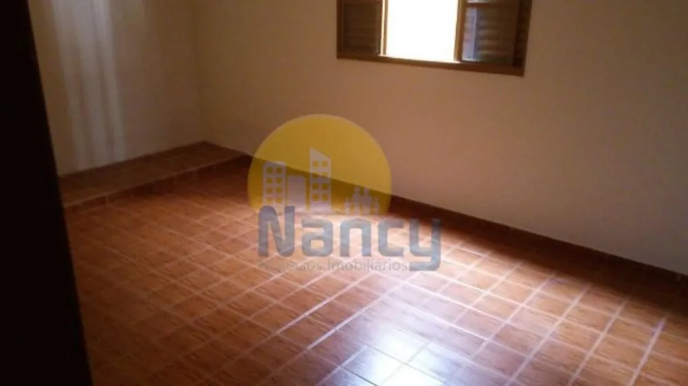 Casa, 3 quartos, 206 m² - Foto 2