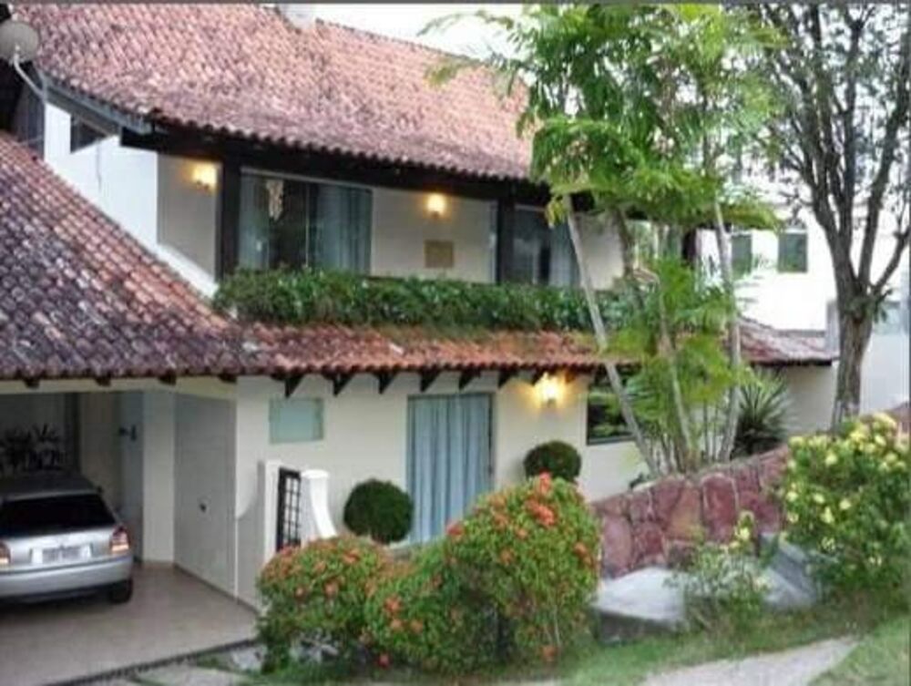 Casa de Condomínio à venda e aluguel com 4 quartos, 600m² - Foto 12