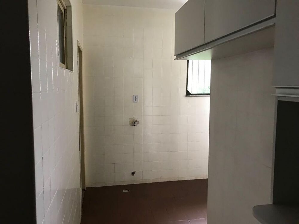 Apartamento à venda e aluguel com 3 quartos, 150m² - Foto 3