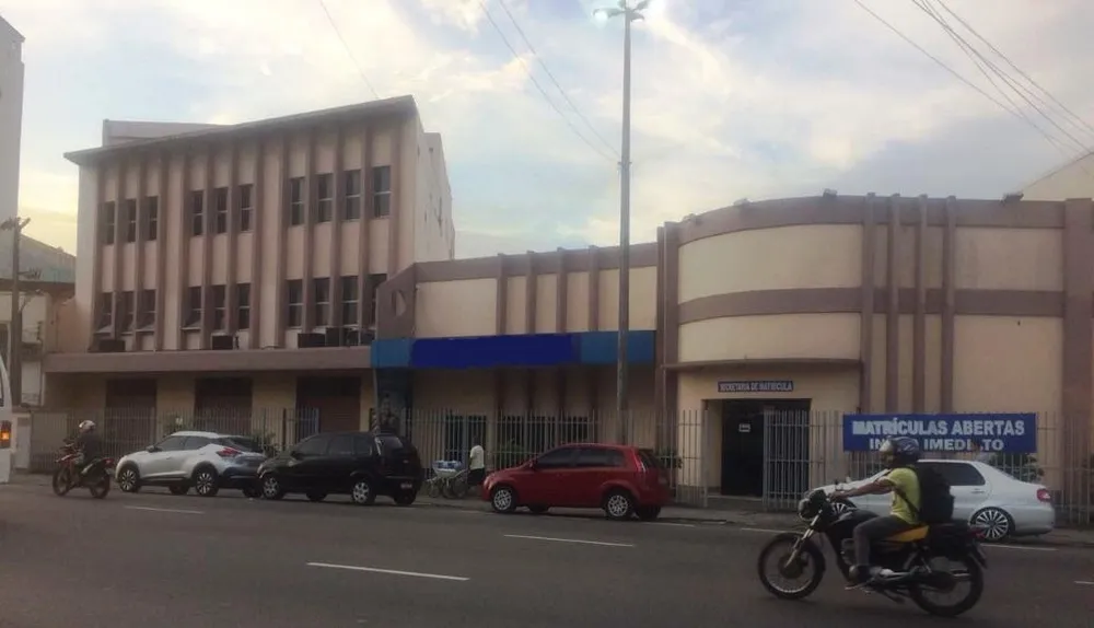 Prédio Inteiro, 1200 m² - Foto 1